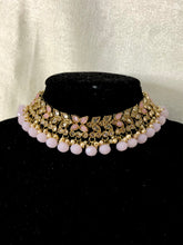 Load image into Gallery viewer, Ria Necklace Set
