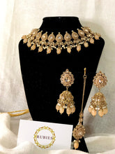 Load image into Gallery viewer, Naira Necklace Set
