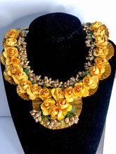 Load image into Gallery viewer, Yellow Floral Necklace Set
