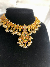 Load image into Gallery viewer, Damini Necklace Set
