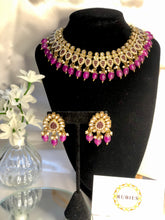 Load image into Gallery viewer, Harpreet Necklace Set
