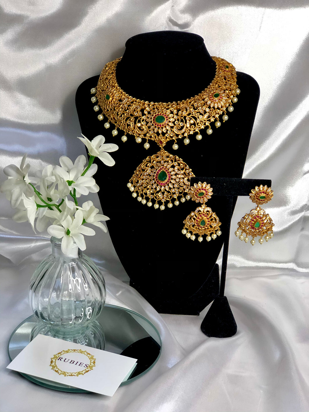 Radha Necklace Set