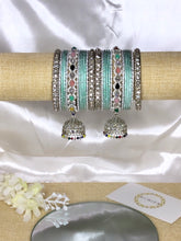 Load image into Gallery viewer, Chadni Bangle Set
