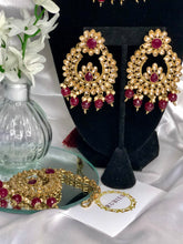 Load image into Gallery viewer, Priya Necklace Set in Maroon
