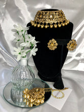 Load image into Gallery viewer, Shahnaz Necklace Set
