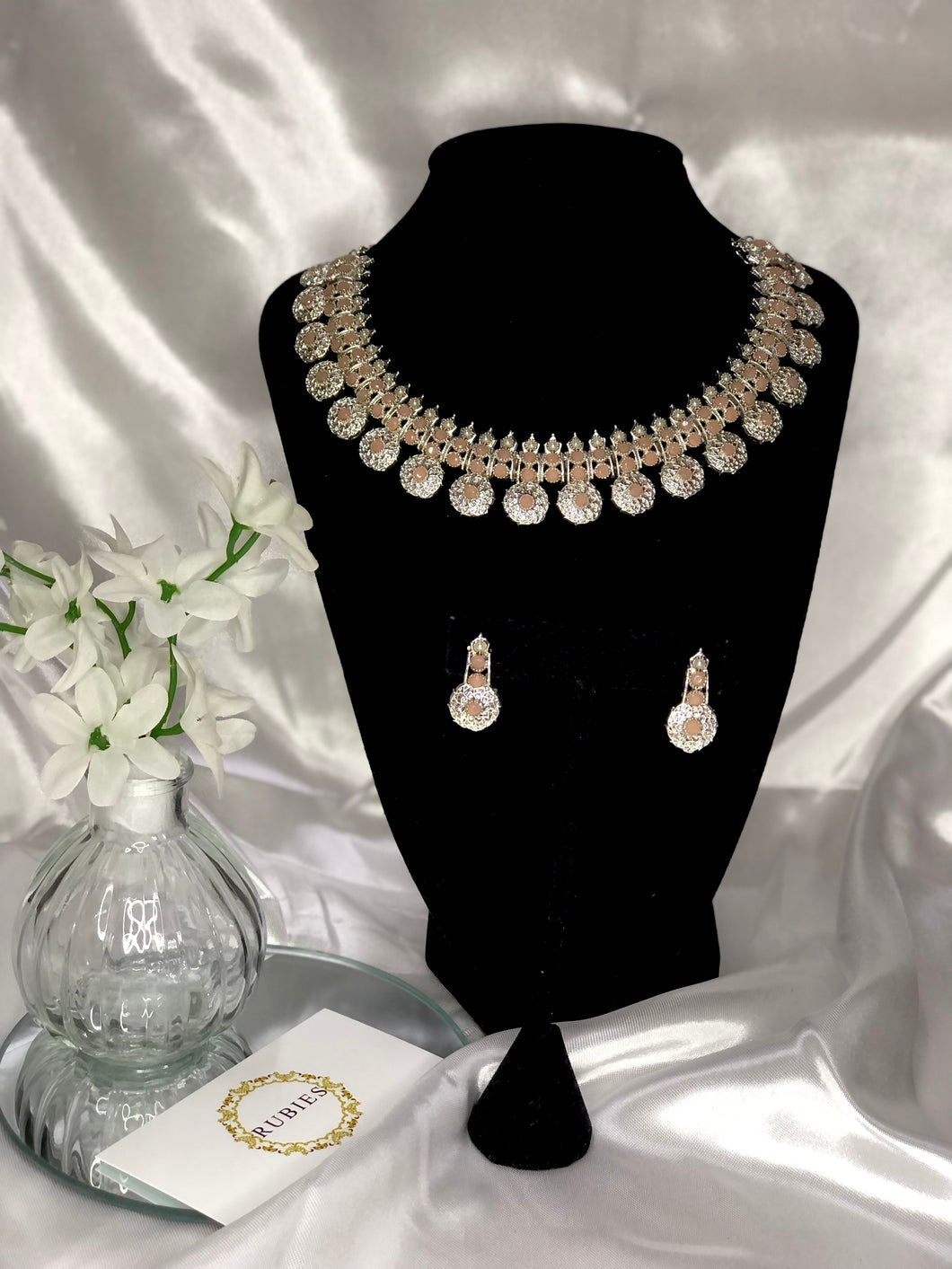 Parin Necklace Set